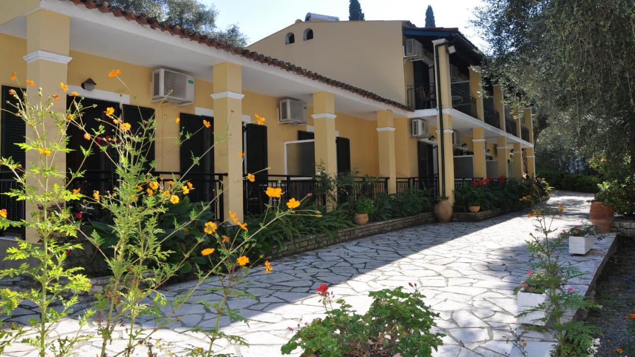 Villa Katerina Apartments Liapades Exterior photo