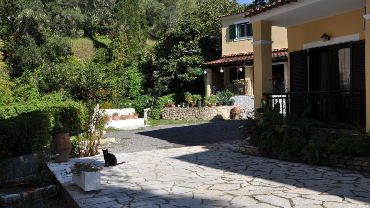 Villa Katerina Apartments Liapades Exterior photo