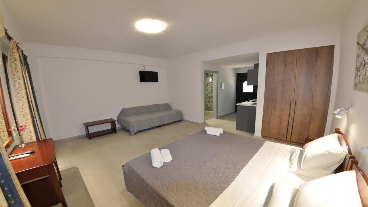 Villa Katerina Apartments Liapades Exterior photo