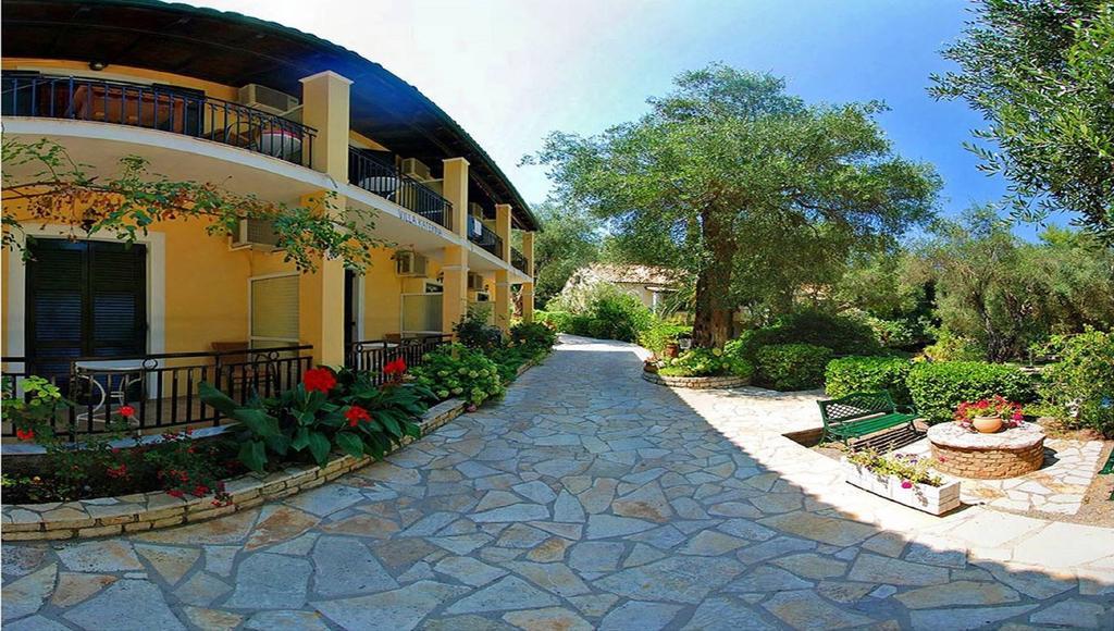 Villa Katerina Apartments Liapades Exterior photo